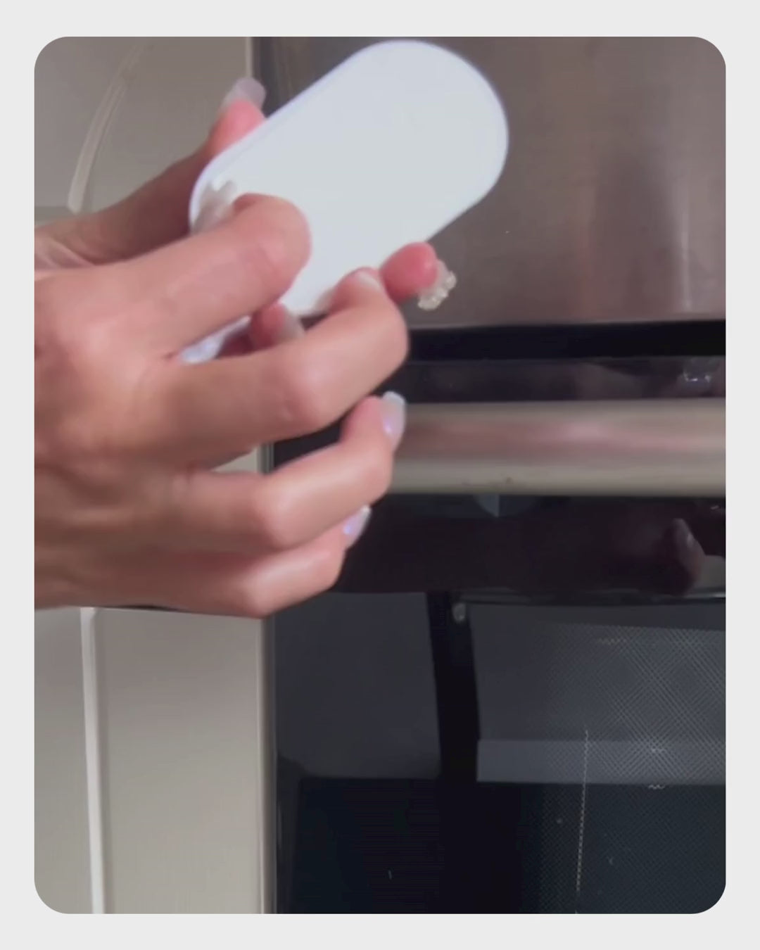 Yanık Önleyici Fırın Kapak Kilidi